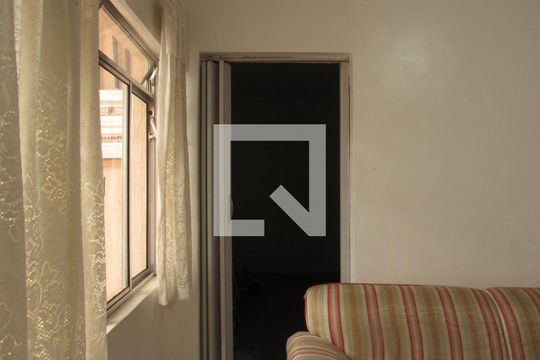 Sala 2 de casa à venda com 3 quartos, 228m² em Quitaúna, Osasco