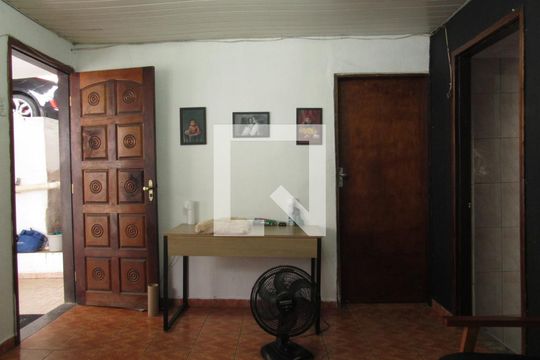 Sala 1 de casa à venda com 3 quartos, 228m² em Quitaúna, Osasco