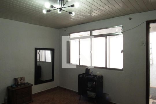 Sala 1 de casa à venda com 3 quartos, 228m² em Quitaúna, Osasco