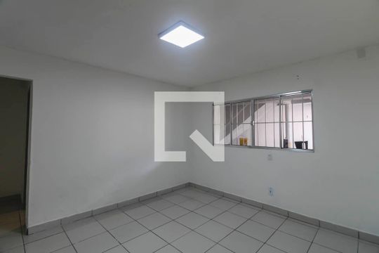 Casa para alugar com 1 quarto, 55m² em Vila Alpina, São Paulo