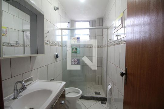 Banheiro de casa à venda com 1 quarto, 64m² em Taquara, Rio de Janeiro
