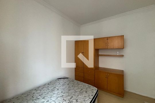 Quarto 1 de apartamento para alugar com 2 quartos, 85m² em Copacabana, Rio de Janeiro