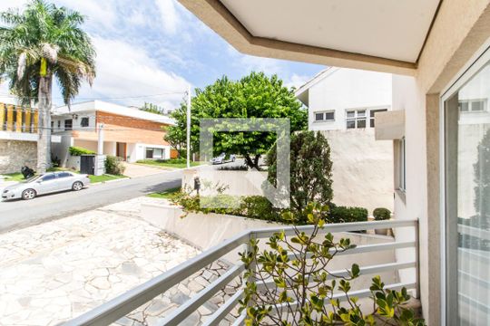Varanda de casa de condomínio à venda com 5 quartos, 560m² em Condomínio Melville (tamboré), Santana de Parnaíba