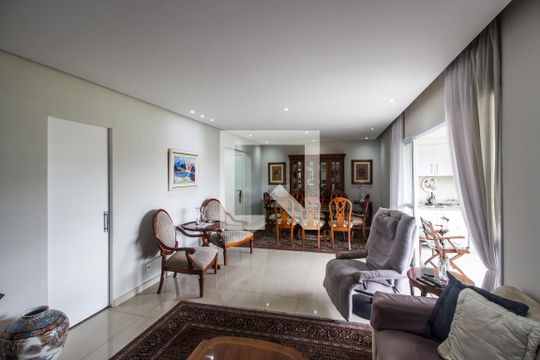 Sala  de apartamento à venda com 3 quartos, 140m² em Alphaville, Santana de Parnaíba