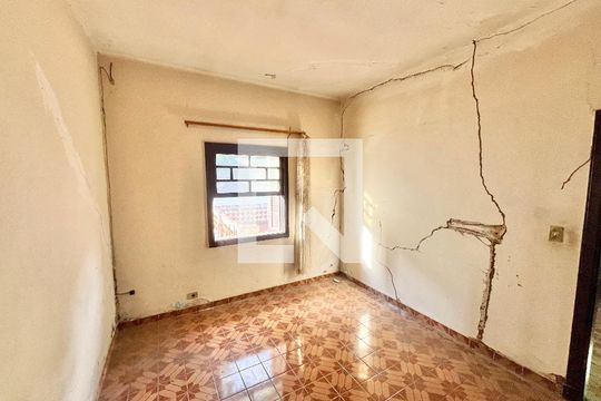 Casa para alugar com 3 quartos, 150m² em Vila Guaca, São Paulo