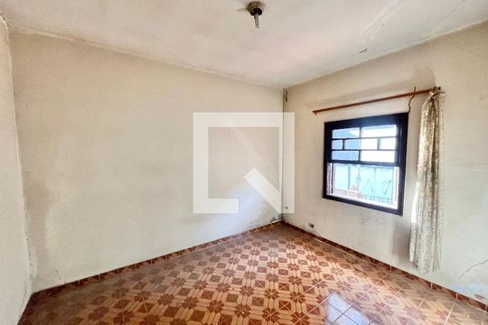Casa para alugar com 3 quartos, 150m² em Vila Guaca, São Paulo