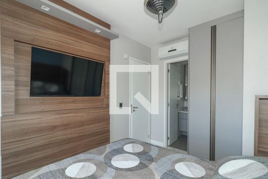 Quarto Suíte de apartamento à venda com 1 quarto, 42m² em Jardim do Salso, Porto Alegre