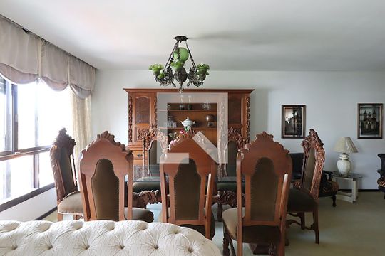 Sala de apartamento para alugar com 2 quartos, 224m² em Rio Branco, Porto Alegre