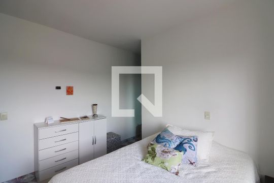 Quarto 1 - Suíte de casa à venda com 3 quartos, 260m² em Sítio dos Vianas, São Bernardo do Campo