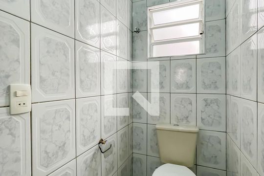 Banheiro da Suíte de casa para alugar com 5 quartos, 200m² em Centro, Osasco