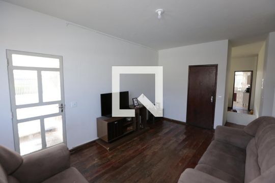Casa 1 de casa para alugar com 8 quartos, 370m² em Riacho das Pedras, Contagem