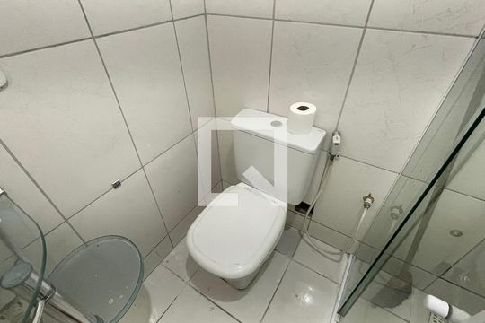 Banheiro de apartamento à venda com 1 quarto, 50m² em Portuguesa, Rio de Janeiro