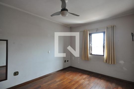 Quarto Suíte de casa à venda com 3 quartos, 150m² em Vila Nova Mazzei, São Paulo