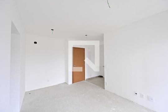 Sala de apartamento à venda com 2 quartos, 48m² em São Judas, São Paulo