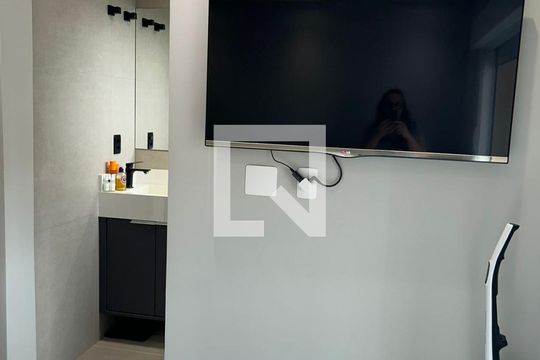 Quarto de apartamento à venda com 3 quartos, 96m² em Vila Scarpelli, Santo André