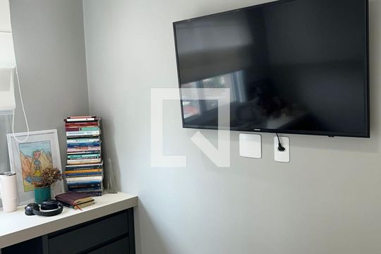 Quarto de apartamento à venda com 3 quartos, 96m² em Vila Scarpelli, Santo André