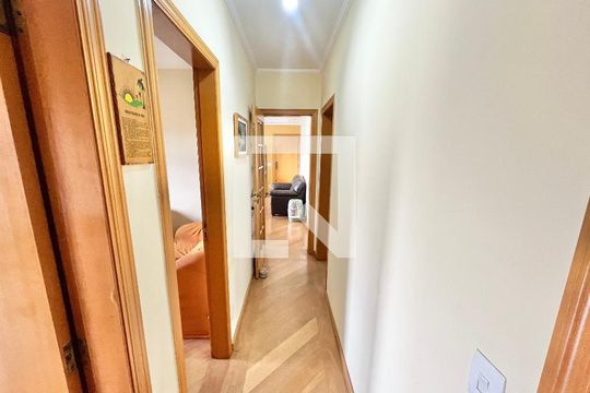 Corredor de apartamento à venda com 3 quartos, 125m² em Vila Ester (zona Norte), São Paulo