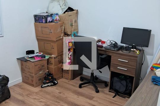 Quarto de apartamento para alugar com 3 quartos, 80m² em Balneário Tropical, Paulínia