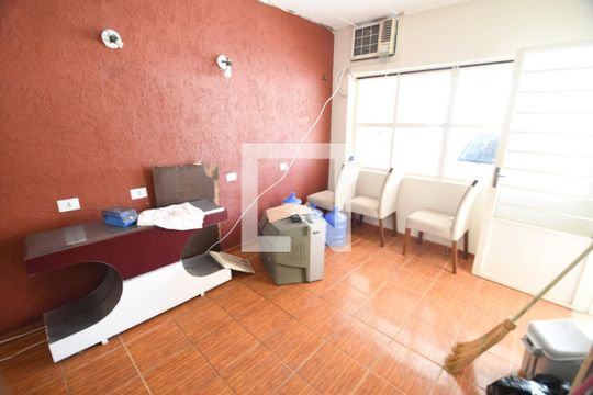 Escritório 1 de casa para alugar com 4 quartos, 280m² em Jardim Santa Genebra, Campinas