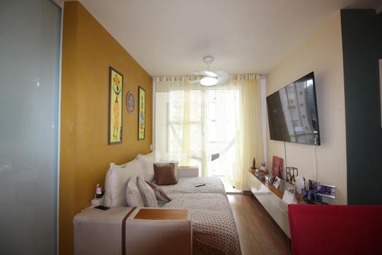 Sala de apartamento à venda com 2 quartos, 55m² em Anil, Rio de Janeiro