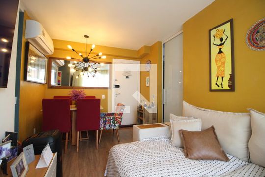 Sala de apartamento à venda com 2 quartos, 55m² em Anil, Rio de Janeiro