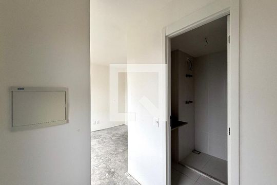 Closet de kitnet/studio à venda com 0 quarto, 20m² em Campo Belo, São Paulo