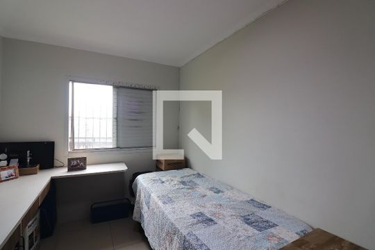 Quarto 1 de apartamento para alugar com 2 quartos, 56m² em Vila Marchi, São Bernardo do Campo
