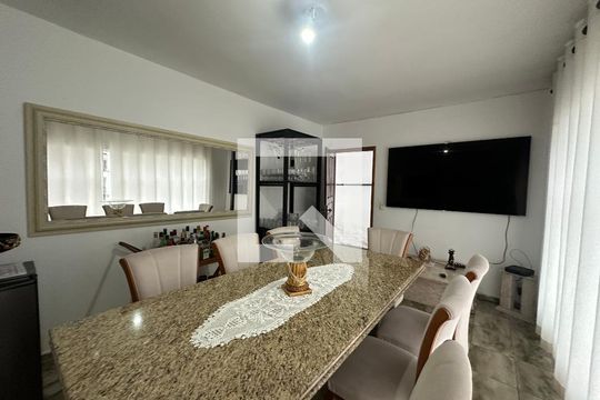 Sala de casa à venda com 3 quartos, 350m² em Jardim Timbauhy, Barueri