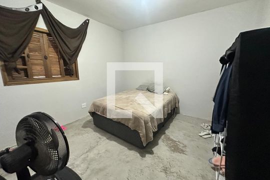 Suíte 1 de casa à venda com 3 quartos, 350m² em Jardim Timbauhy, Barueri
