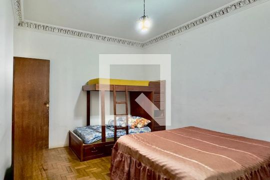 Casa à venda com 3 quartos, 150m² em Paraíso, Belo Horizonte