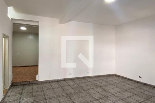Sala de casa para alugar com 1 quarto, 105m² em Santo Antônio, Osasco