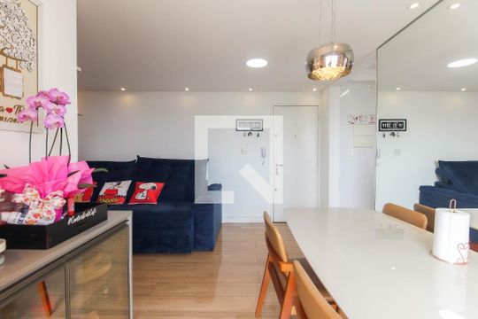 Sala de apartamento para alugar com 2 quartos, 52m² em Vila Santana, São Paulo
