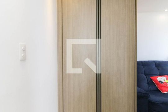 Sala de apartamento para alugar com 2 quartos, 52m² em Vila Santana, São Paulo