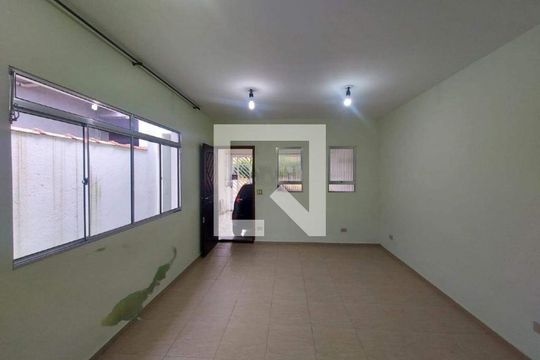 Casa à venda com 4 quartos, 170m² em Santa Amelia, Diadema