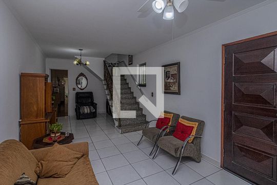 sala_2 de casa à venda com 3 quartos, 200m² em Vila Nair, São Paulo