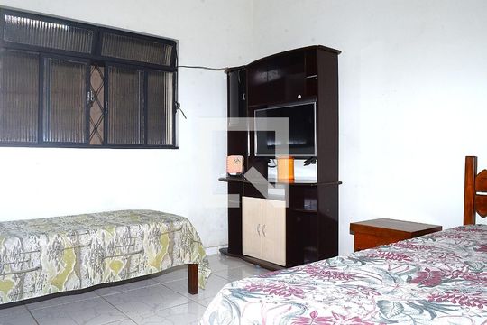 Quarto 3 de casa à venda com 3 quartos, 360m² em Dom Silverio, Belo Horizonte