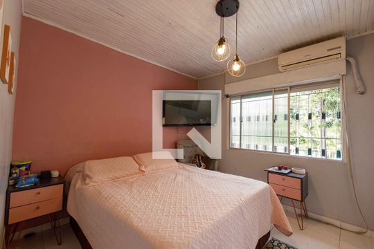 Suíte 1  de casa para alugar com 4 quartos, 170m² em Bom Jesus, Porto Alegre