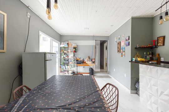 Sala de casa para alugar com 4 quartos, 170m² em Bom Jesus, Porto Alegre
