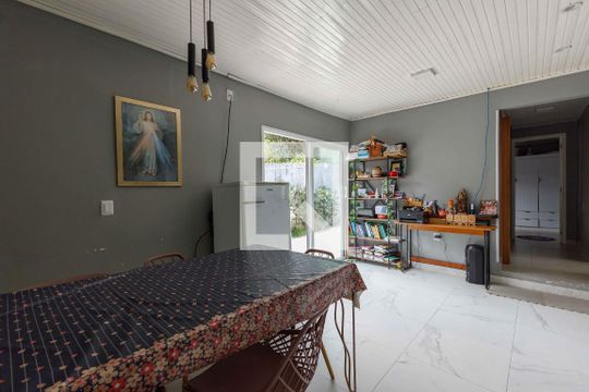 Sala de casa para alugar com 4 quartos, 170m² em Bom Jesus, Porto Alegre