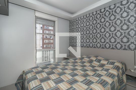 Quarto de apartamento à venda com 1 quarto, 39m² em Humaitá, Porto Alegre