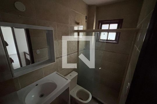 Casa de Condomínio para alugar com 2 quartos, 90m² em Sapê, Niterói