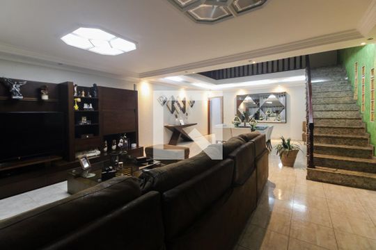 Sala  de casa à venda com 4 quartos, 220m² em Penha de França, São Paulo