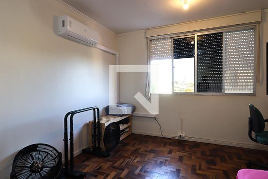 Espaço conjugado de kitnet/studio à venda com 1 quarto, 52m² em São Sebastião, Porto Alegre