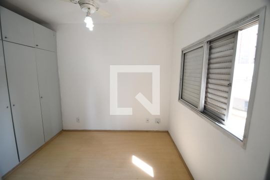 Quarto de apartamento à venda com 1 quarto, 50m² em Centro, Campinas