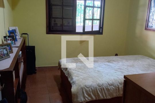 Quarto 1 de casa para alugar com 2 quartos, 60m² em Boaçu, São Gonçalo