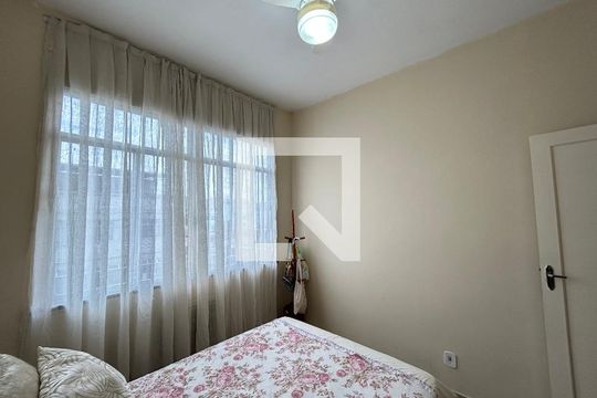 Quarto 1 de apartamento à venda com 2 quartos, 82m² em Higienópolis, Rio de Janeiro