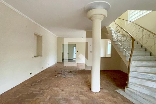 Sala de casa à venda com 4 quartos, 220m² em Jardim Paulista, São Paulo