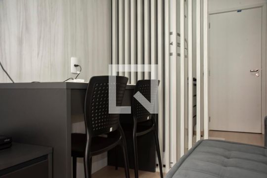 Sala de kitnet/studio à venda com 1 quarto, 28m² em Mirandópolis, São Paulo