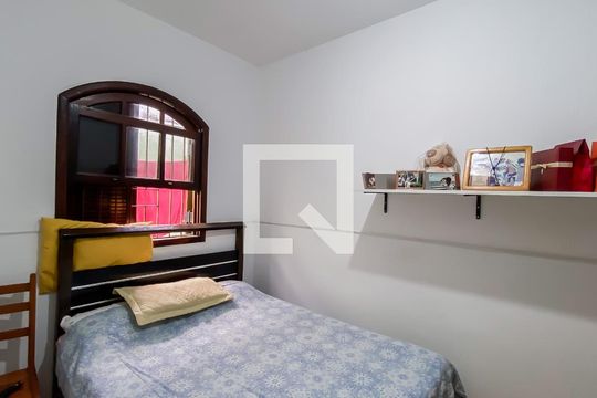 Quarto 2 de casa à venda com 3 quartos, 142m² em Vila Sao Francisco, São Paulo