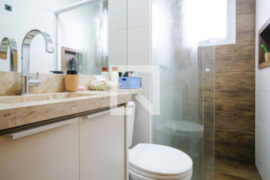 Banheiro de apartamento à venda com 1 quarto, 42m² em Vila Santa Filomena, São Bernardo do Campo